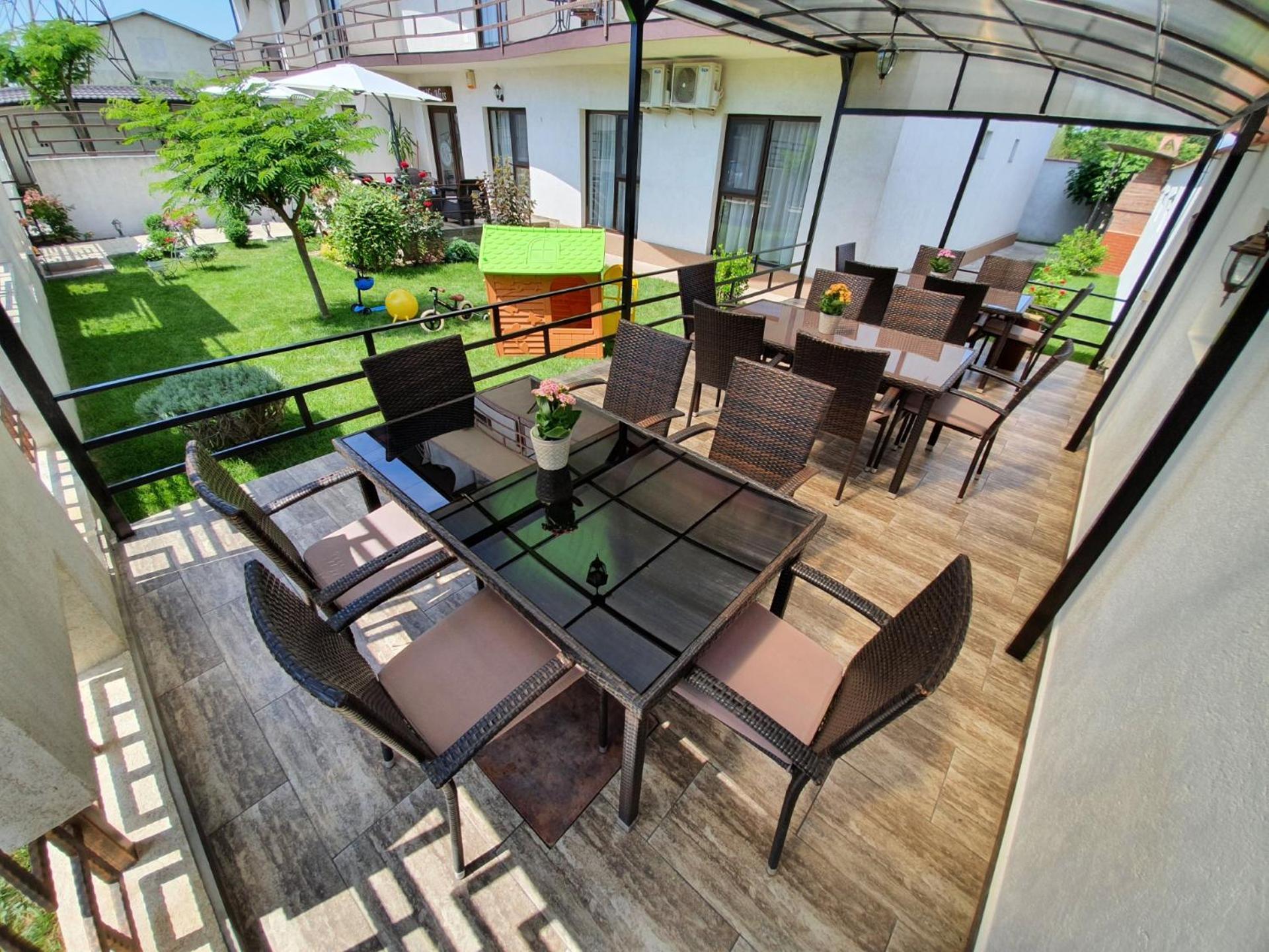 Vila Bliss คอสติเนช ภายนอก รูปภาพ